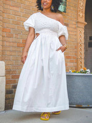 Kleid mit Puffärmeln, Cut-out-Taille