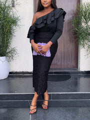 Elegante vestido de encaje con volantes y un hombro