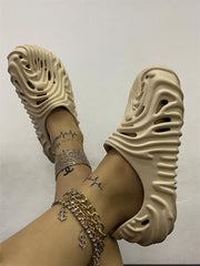 Ausgehöhlte EVA-Slides