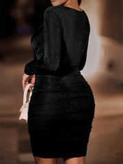 Neckholder-Midikleid mit Rüschen und Figurbetontem Schnitt