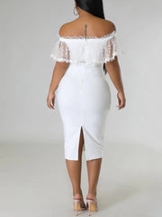 Schulterfreies Mesh-Kleid mit Perlenknöpfen