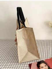 Quadratische Tasche mit Buchstaben Grafik, Quaste Dekor