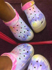 Sandalias casuales con suela gruesa y agujeros