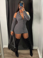 Geripptes Neckholder-Minikleid mit kalter Schulter