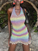 Vestido mini con escote halter y dobladillo irregular