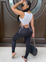 Ärmelloser, ausgehöhlter Jumpsuit