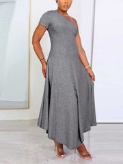 Vestido liso de un solo hombro