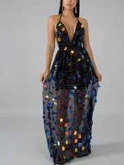 Rückenfreies Trägerkleid mit Pailletten