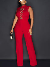 Ärmelloser Jumpsuit mit Kettendekor