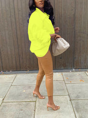 Lässiges, lockeres Hemd mit Buchstaben