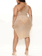 Minivestido de malla con plumas y diamantes de imitación