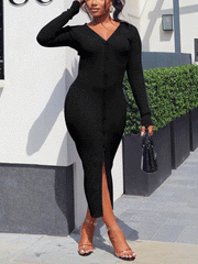 Geripptes Midikleid mit V-Ausschnitt und Schlitz