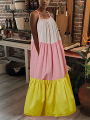Vestido largo con bloques de color y tirantes finos