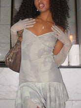 Vestido mini con cuello halter y mangas largas