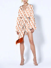 Vestido mini holgado con cuello en V y estampado camisero