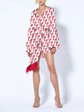 Lockeres Minikleid mit V-Ausschnitt und Print