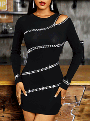 Minivestido con recortes de diamantes de imitación