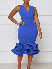 Midikleid mit V-Ausschnitt und Rüschen