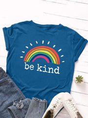 Sei freundlicher Regenbogen-T-Shirt
