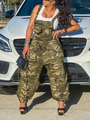 Übergroßer Overall mit Camouflage-Muster