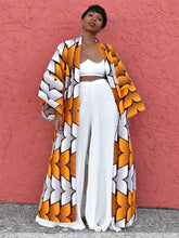 Abrigo con juntas divididas estampadas