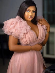 Maxikleid aus Tüll mit V-Ausschnitt und Rüschen