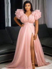 Maxikleid aus Tüll mit V-Ausschnitt und Rüschen