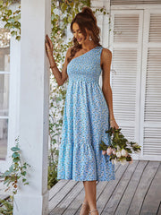 Vestido midi con un solo hombro y estampado floral