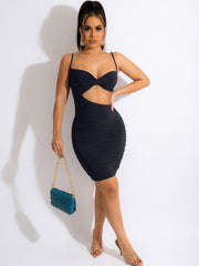 Vestido midi ajustado con tirantes finos