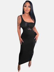 Vestido largo con un hombro descubierto y aberturas