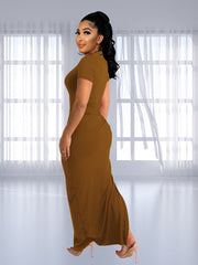 Vestido ajustado con abertura lateral