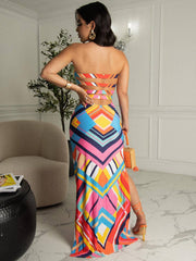 Trägerloses Kleid mit Schlitz und Print