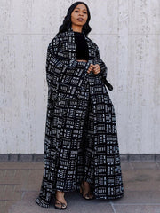 Abrigo con juntas divididas estampadas