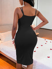 Midikleid mit Spaghettiträgern und Schlitz