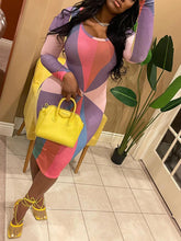 Vestido midi con bloques de color acanalados