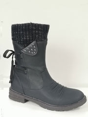 Botas cortas con cordones y tacones de bloque