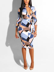 Vestido midi con estampado geométrico y cremallera en la parte delantera
