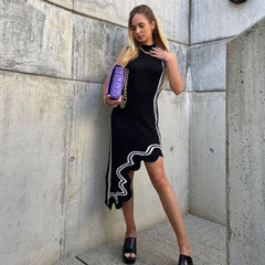 Ärmelloses Midi-Pulloverkleid mit hohem Kragen - Schwarz