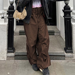 Lässige Baggy-Cargohose mit niedriger Taille und Kordelzug und gerüschtem Besatz - Braun