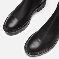 Overknee-Stiefel mit Streifensohle und Panel-Besatz - Schwarz