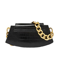 Bolso de hombro con cadena gruesa en tono dorado y estampado de cocodrilo - Negro