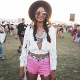 Süße, tief sitzende Distressed-Jeansshorts in Macaron-Farbe - Rosa