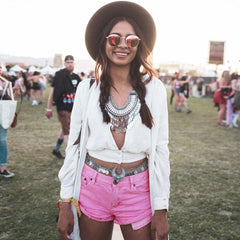 Süße, tief sitzende Distressed-Jeansshorts in Macaron-Farbe - Rosa