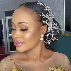 Pinza para el pelo adornada con cristales y hojas deslumbrantes - Plateada