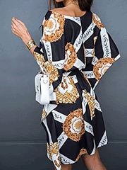 Minivestido floral con hombros descubiertos