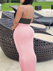 Vestido largo ajustado con espalda descubierta y huecos