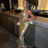 Gerafftes, figurbetontes Party-Maxikleid mit Spaghettiträgern und einer Schulter - Gold