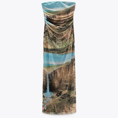 Vestido midi sin tirantes con abertura y frunces de malla con estampado pictórico - Verde