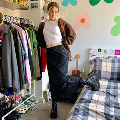 Figurbetonter Midirock mit Karomuster und hoher Taille und Netzeinsatz - Schwarz