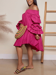 Minivestido con hombros descubiertos y mangas abullonadas